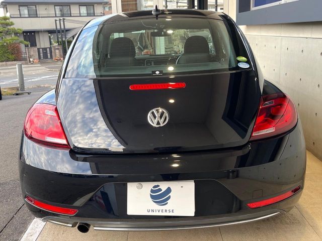 VOLKSWAGEN VOLKSWAGEN The BEETLE 2019