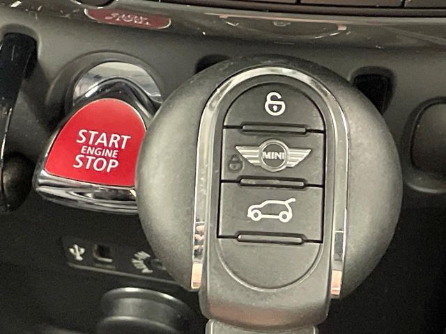 BMW BMW MINI ONE CROSSOVER 2018