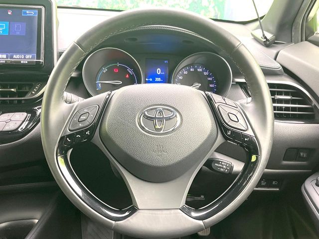TOYOTA C-HR 2016