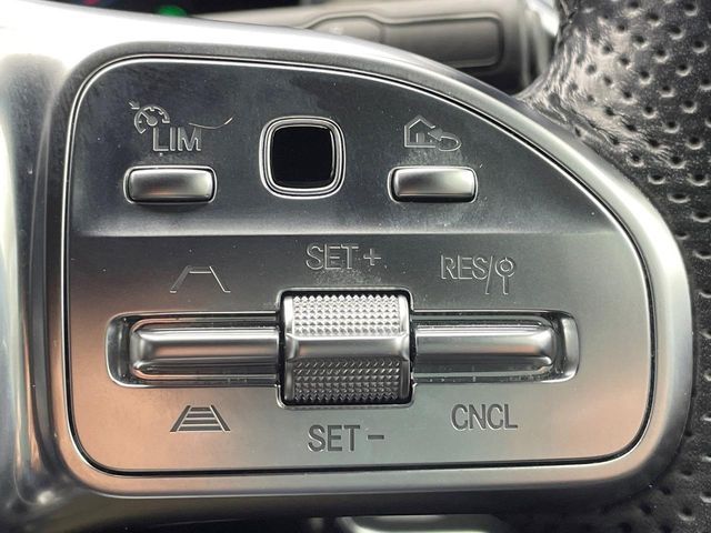 MERCEDES BENZ MERCEDES BENZ A class 2018