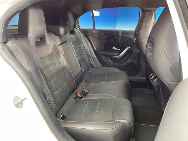 MERCEDES BENZ MERCEDES BENZ A class 2018