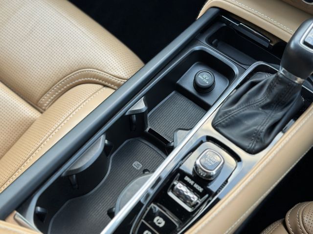 VOLVO VOLVO XC90 2020