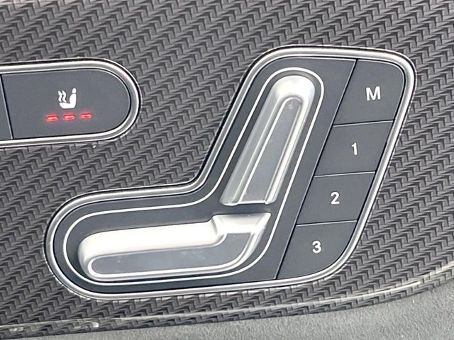 MERCEDES BENZ MERCEDES BENZ GLB 2022