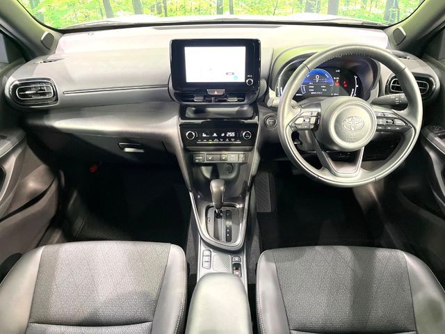 TOYOTA YARIS CROSS HYBRID 2025