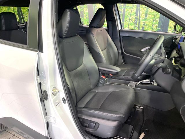 TOYOTA YARIS CROSS HYBRID 2025