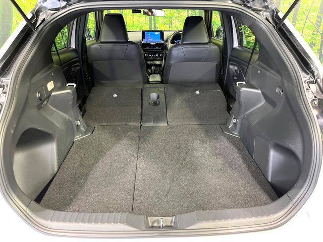 TOYOTA YARIS CROSS HYBRID 2025