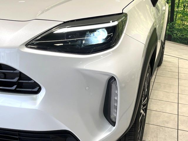 TOYOTA YARIS CROSS HYBRID 2025