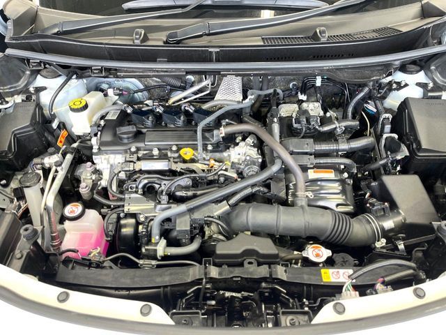 TOYOTA YARIS CROSS HYBRID 2025