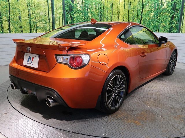 TOYOTA 86 2015
