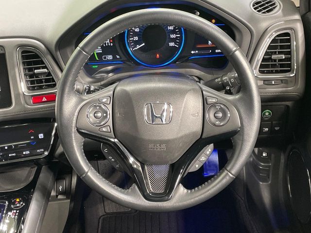 HONDA VEZEL HYBRID 2014
