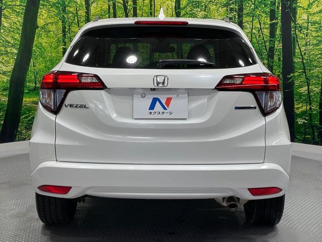 HONDA VEZEL HYBRID 2014