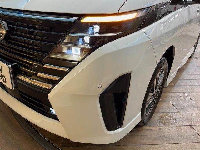 NISSAN SERENA  WG 4WD 2023