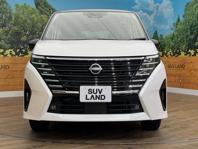 NISSAN SERENA  WG 4WD 2023