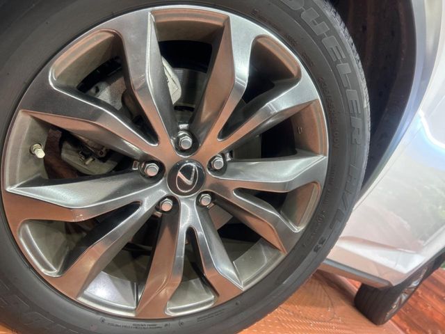 TOYOTA LEXUS NX300 2019