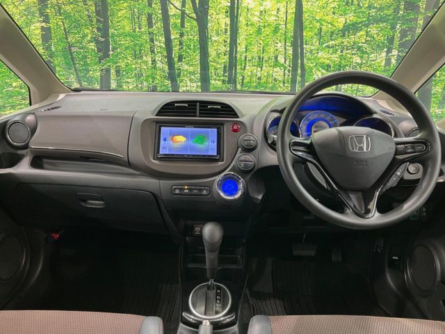 HONDA FIT SHUTTLE HYBRID 2011