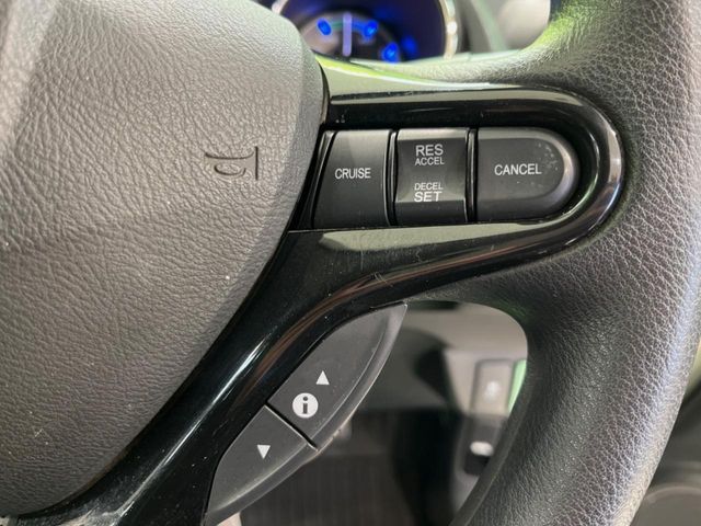 HONDA FIT SHUTTLE HYBRID 2011