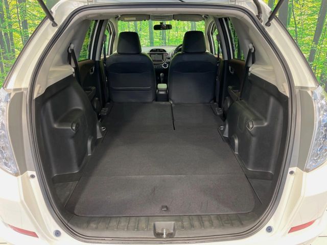 HONDA FIT SHUTTLE HYBRID 2011