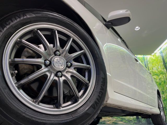 HONDA FIT SHUTTLE HYBRID 2011