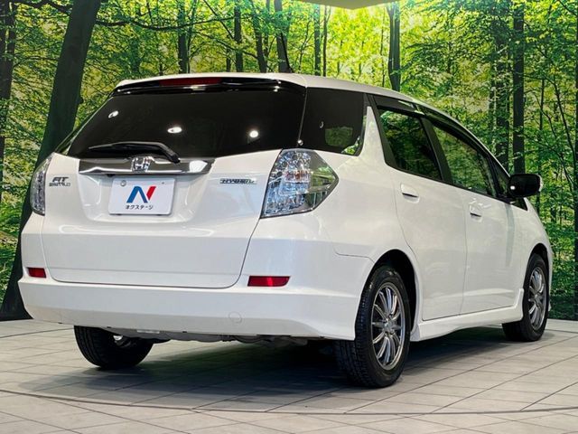HONDA FIT SHUTTLE HYBRID 2011
