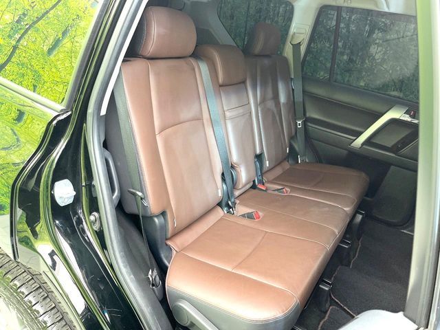 TOYOTA LANDCRUISER PRADO 2017