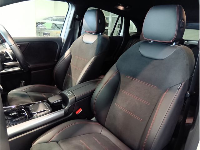 MERCEDES BENZ MERCEDES BENZ GLA class 2020