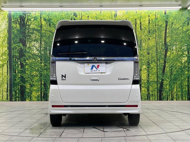 HONDA N BOX CUSTOM 2016