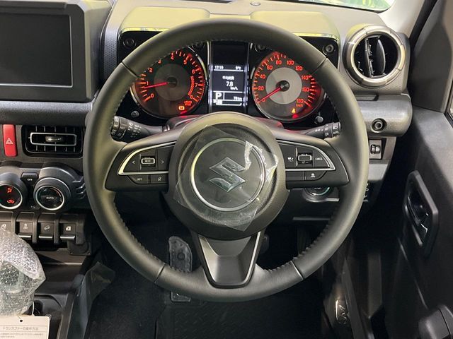SUZUKI JIMNY NOMADE 2025