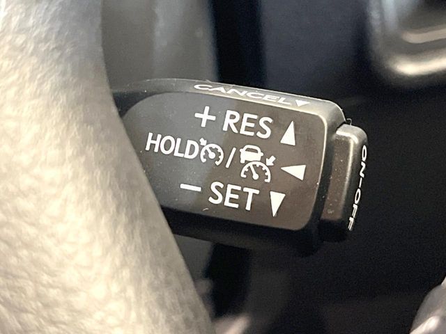 TOYOTA LANDCRUISER PRADO 2023