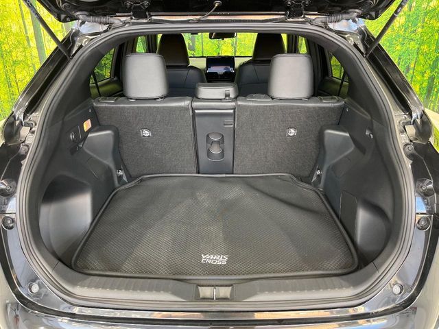 TOYOTA YARIS CROSS HYBRID 2024