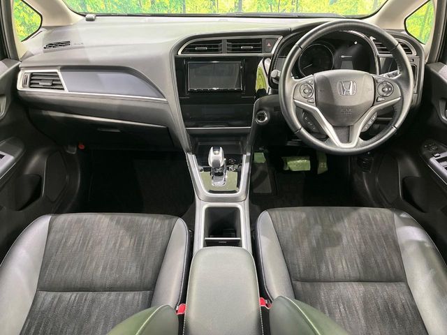 HONDA SHUTTLE HYBRID 2021