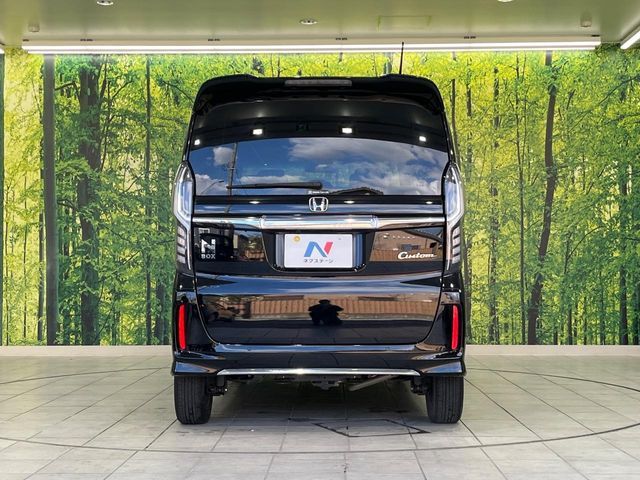 HONDA N BOX CUSTOM 4WD 2022