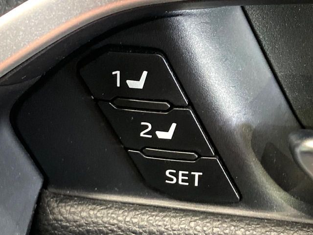 TOYOTA RAV4 4WD 2024