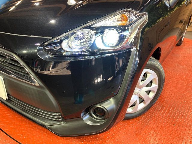 TOYOTA SIENTA 2017
