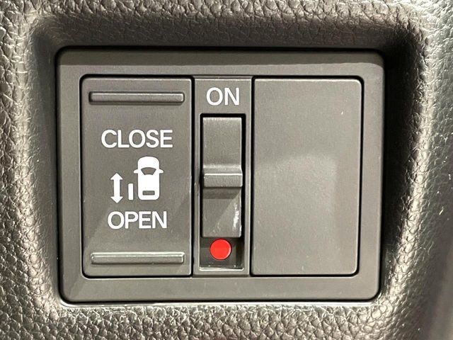 HONDA N BOX CUSTOM 2018