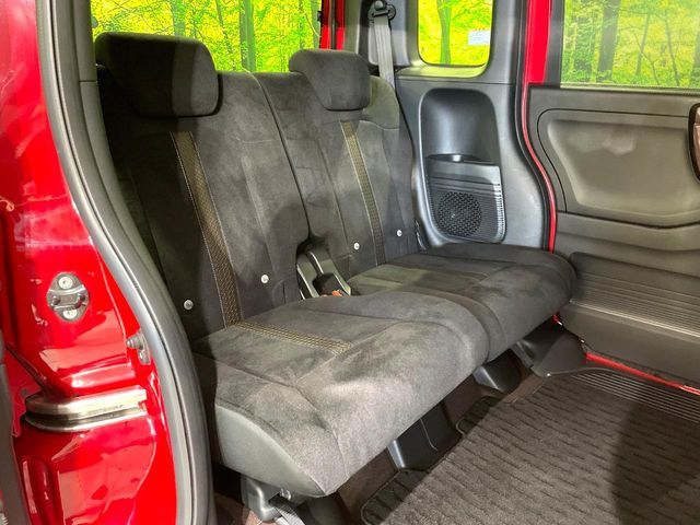 HONDA N BOX CUSTOM 2018