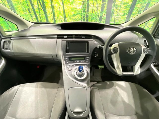 TOYOTA PRIUS 2010