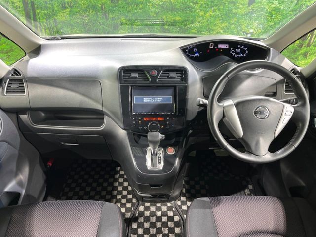 NISSAN SERENA  S-HYBRID 2013