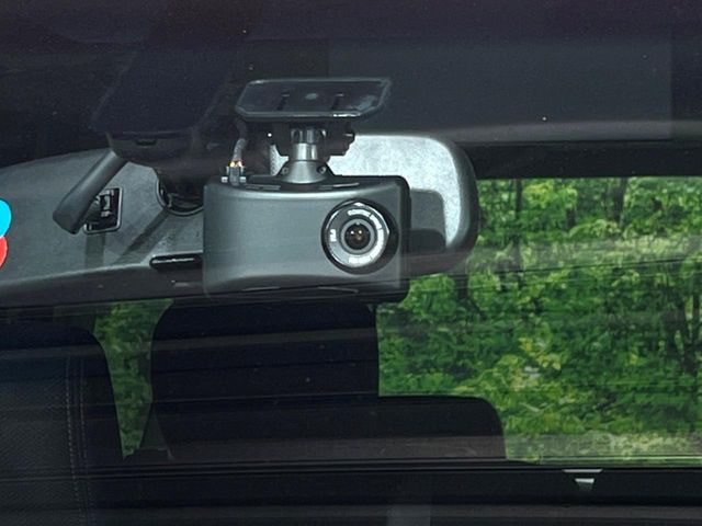 NISSAN SERENA  S-HYBRID 2013