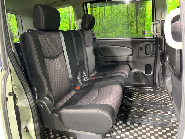 NISSAN SERENA  S-HYBRID 2013