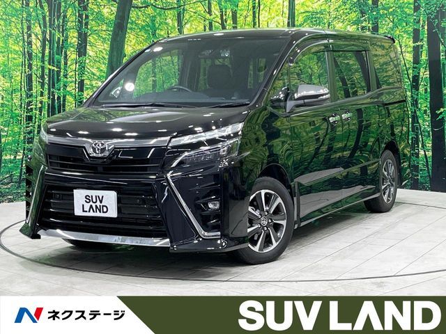 TOYOTA VOXY 2020
