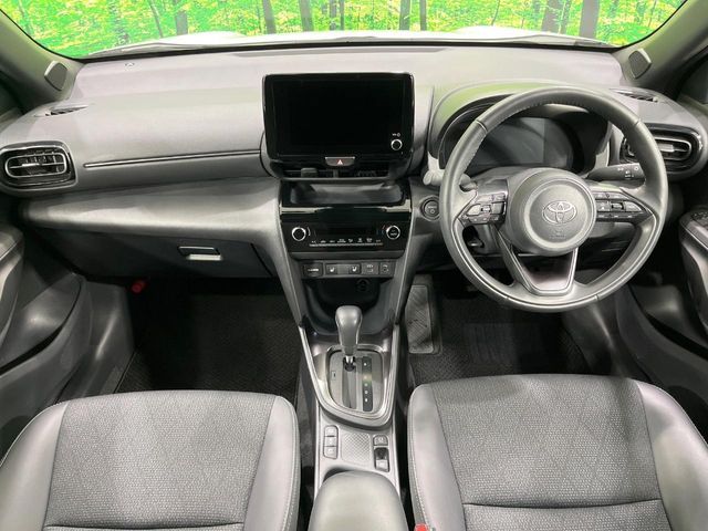 TOYOTA YARIS CROSS HYBRID 2025