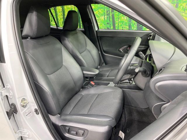 TOYOTA YARIS CROSS HYBRID 2025