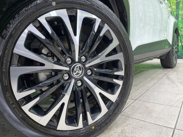 TOYOTA YARIS CROSS HYBRID 2025