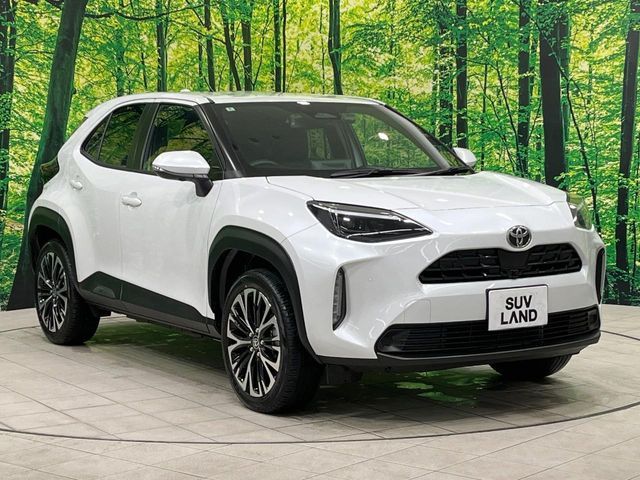 TOYOTA YARIS CROSS HYBRID 2025