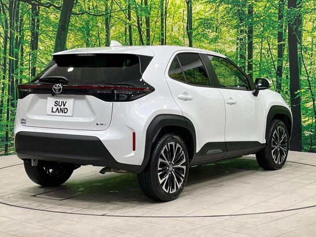 TOYOTA YARIS CROSS HYBRID 2025