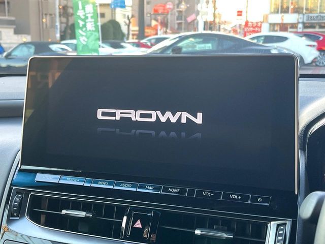 TOYOTA CROWN sedan hybrid 2022