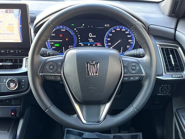 TOYOTA CROWN sedan hybrid 2022