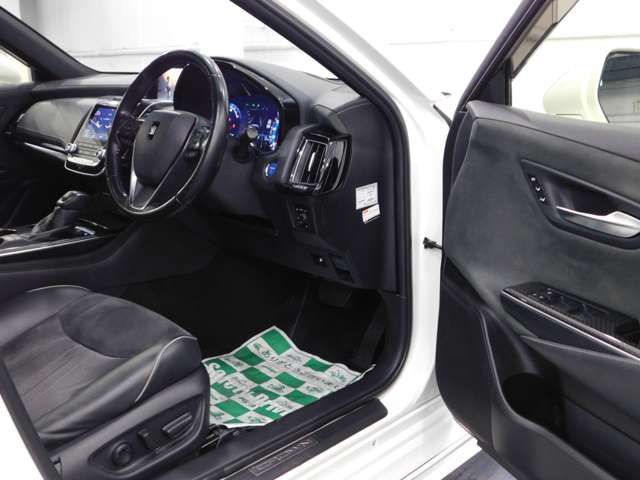 TOYOTA CROWN sedan hybrid 2019