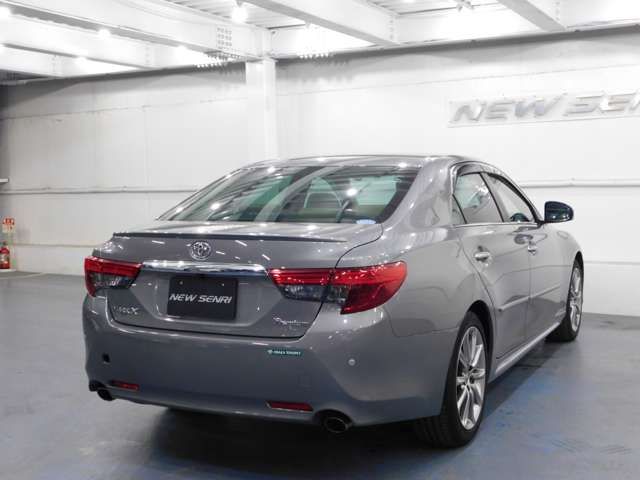 TOYOTA MARK X 2013