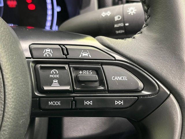 TOYOTA YARIS CROSS HYBRID 2025